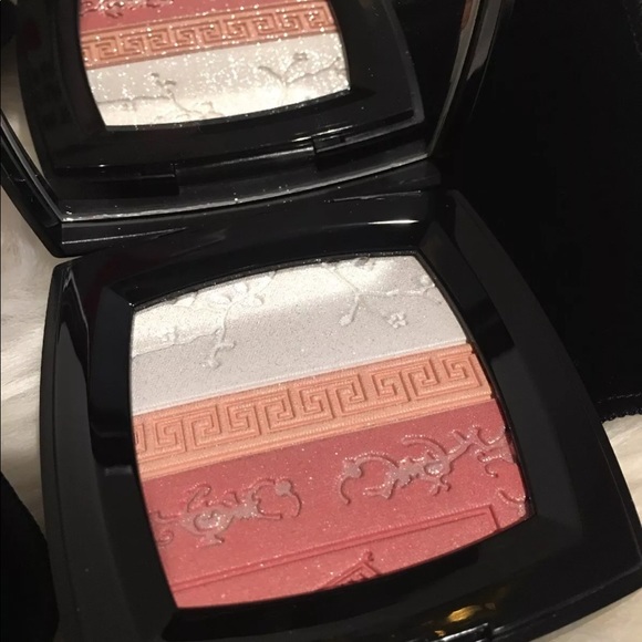 Chanel Harmony of Powders - Picture 2 of 3